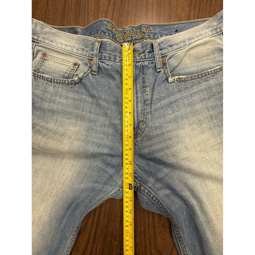 American Eagle Outfitters Men’s Light Wash Relaxed Jeans Size 34” x 34” - Picture 14 of 16